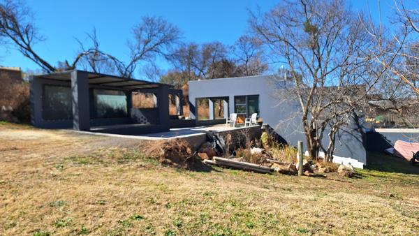 1 Bedroom House