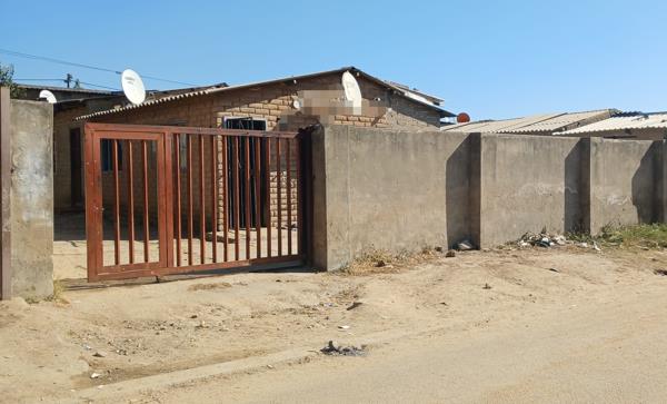 6 Bedroom House