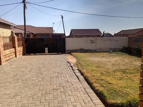 2 Bedroom House