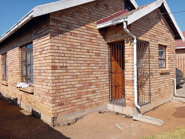 2 Bedroom House