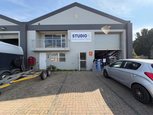 378 m² Industrial space