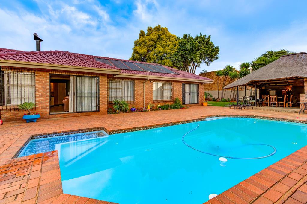 4 Bedroom House