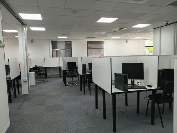250 m² Office Space