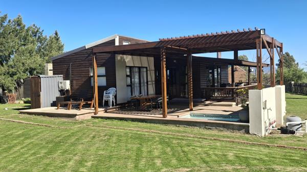 4 589 m² Smallholding
