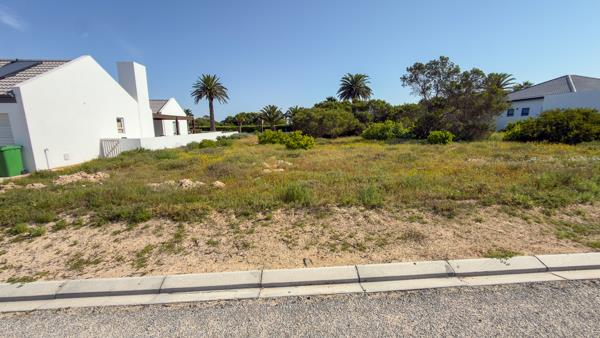438 m² Land