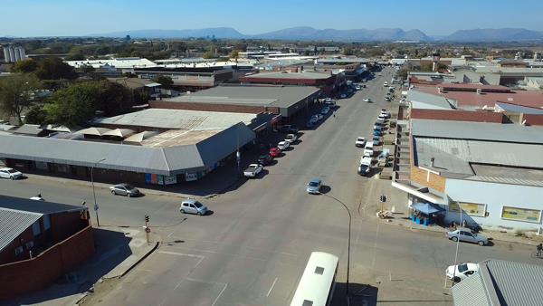 598 m² Commercial space