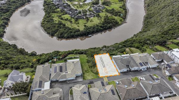 380 m² Land