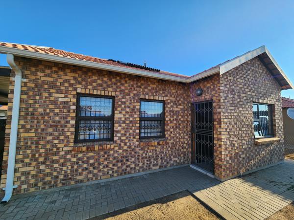 2 Bedroom House