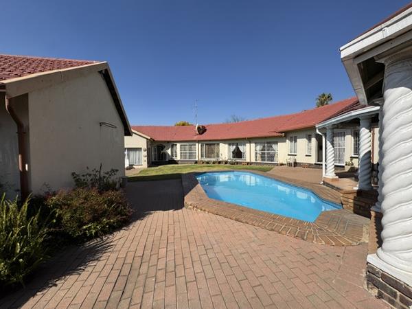 4 Bedroom House