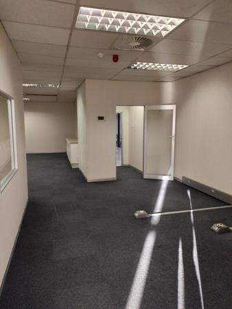 130 m² Commercial space