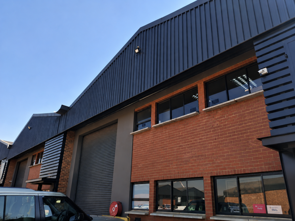 490 m² Industrial space