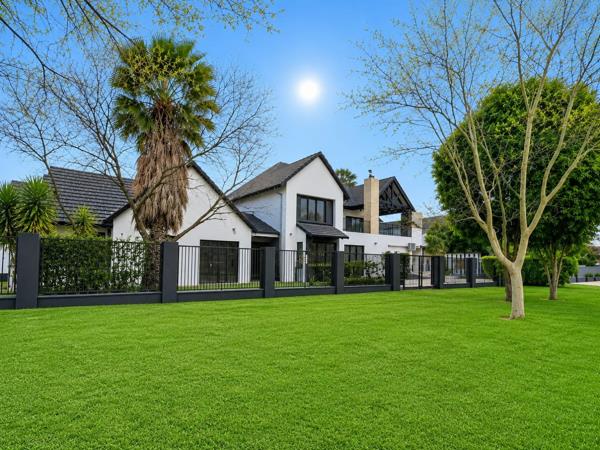 6 Bedroom House