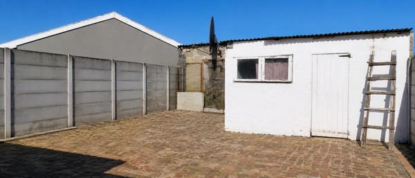 200 m² Land