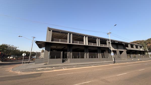 5 500 m² Commercial space
