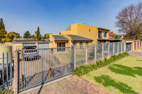 5 Bedroom House
