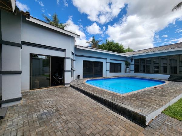 5 Bedroom House