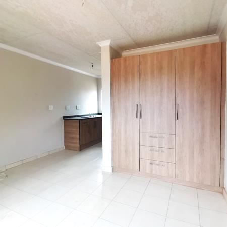 1 Bedroom House