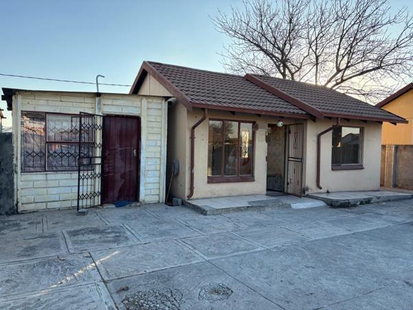2 Bedroom House