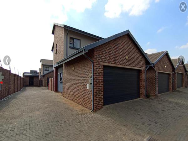 3 Bedroom Townhouse