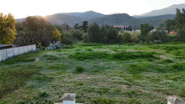 2 238 m² Land