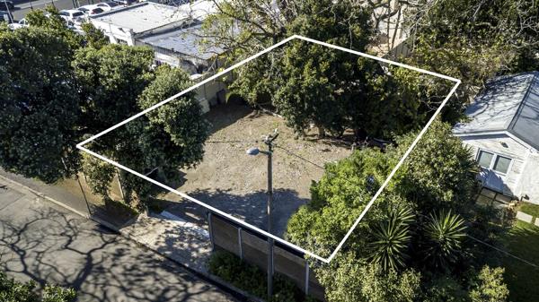 324 m² Land