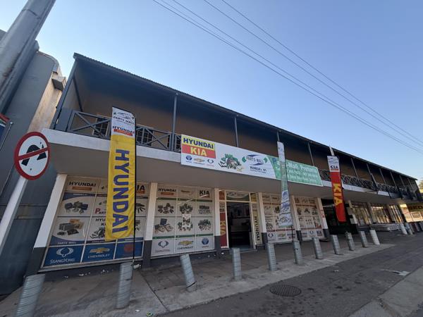 2 100 m² Commercial space