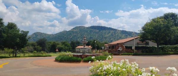 1 058 m² Land