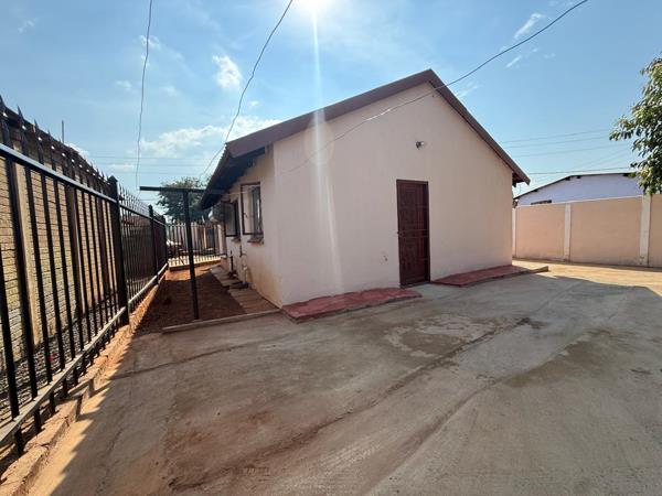 2 Bedroom House