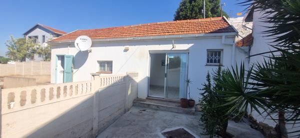 1 Bedroom House