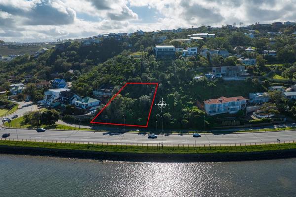 903 m² Land