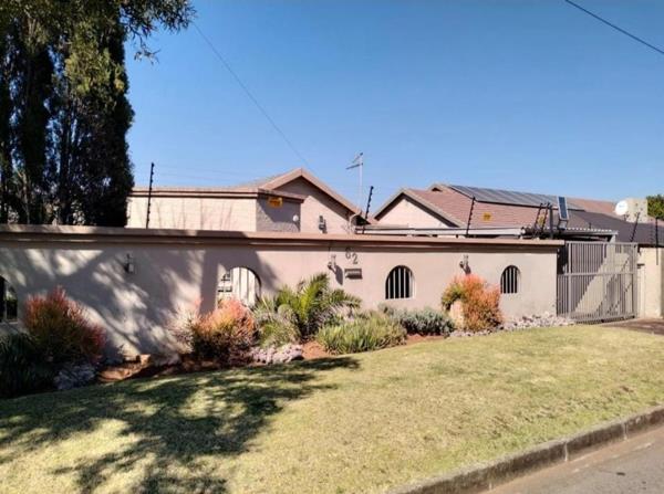 5 Bedroom House
