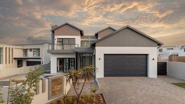 5 Bedroom House