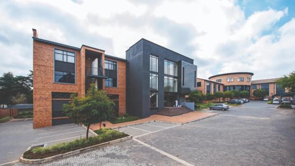 468 m² Commercial space