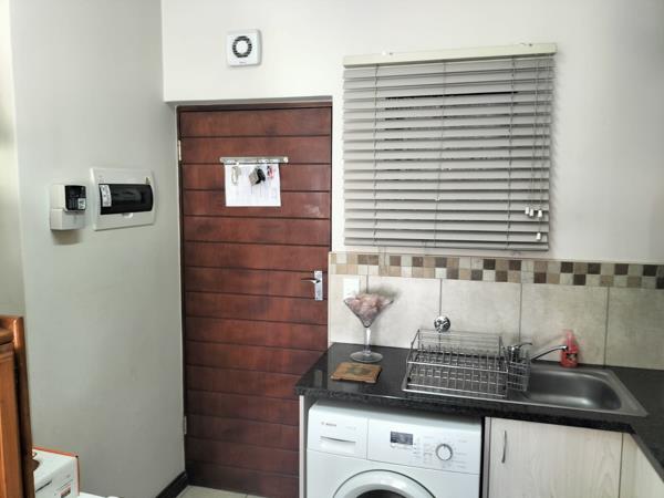 1 Bedroom House
