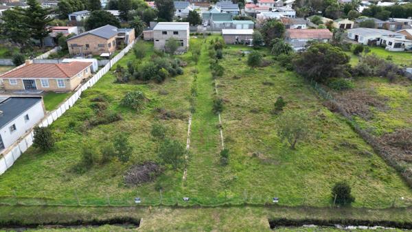 2 954 m² Land
