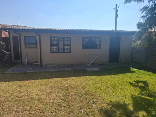 1 Bedroom Garden Cottage