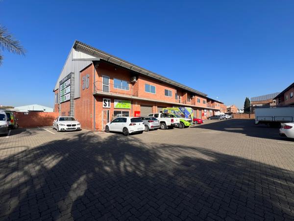 504 m² Industrial space