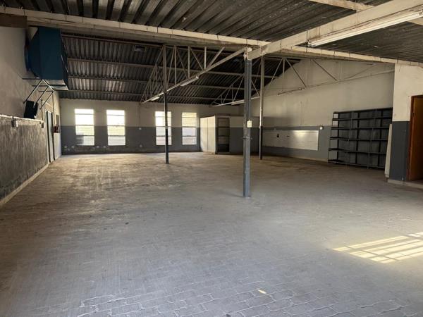 796 m² Commercial space
