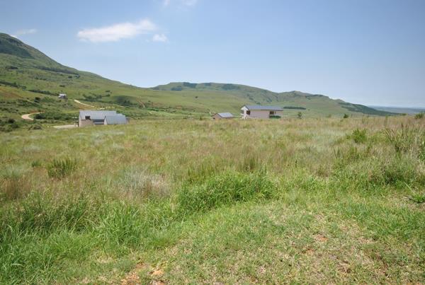 1 561 m² Land