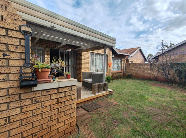 2 Bedroom House