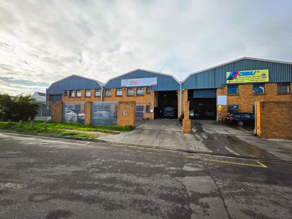 572 m² Industrial space