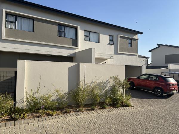 4 Bedroom Townhouse
