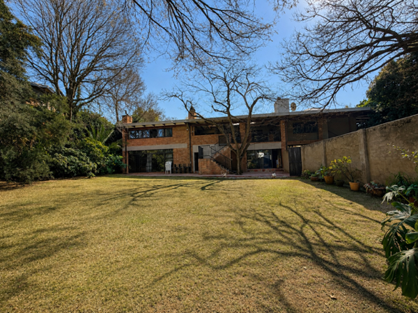 5 Bedroom House