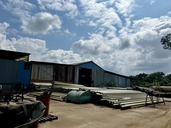 2 500 m² Commercial space