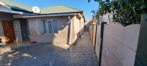12 Bedroom House