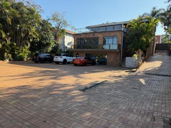 500 m² Office Space