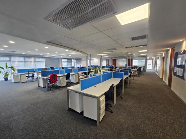836 m² Commercial space
