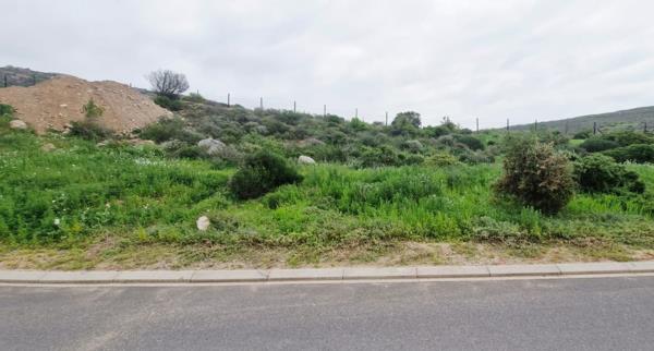 445 m² Land