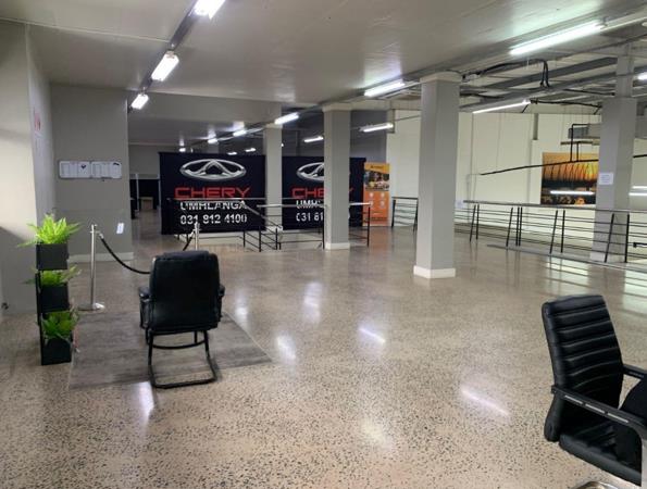 143 m² Retail Space