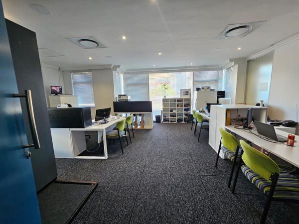 633 m² Commercial space